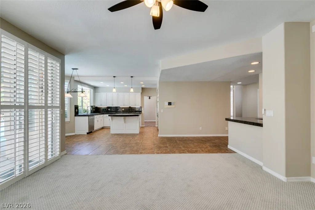 8324 Granite Lake, Las Vegas, NV 89128