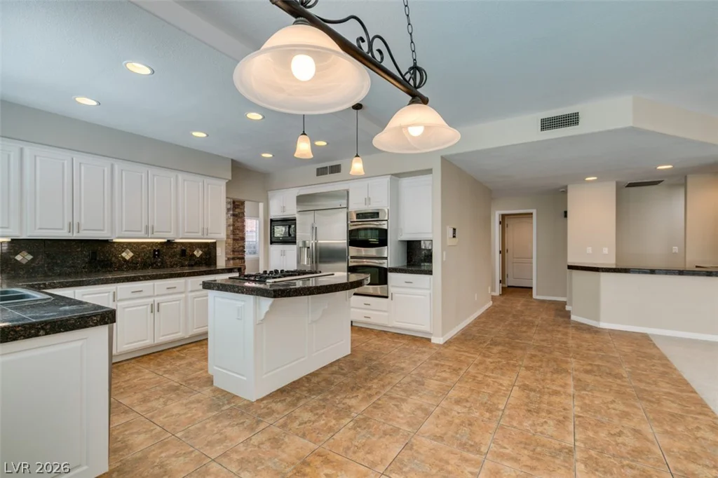 8324 Granite Lake, Las Vegas, NV 89128