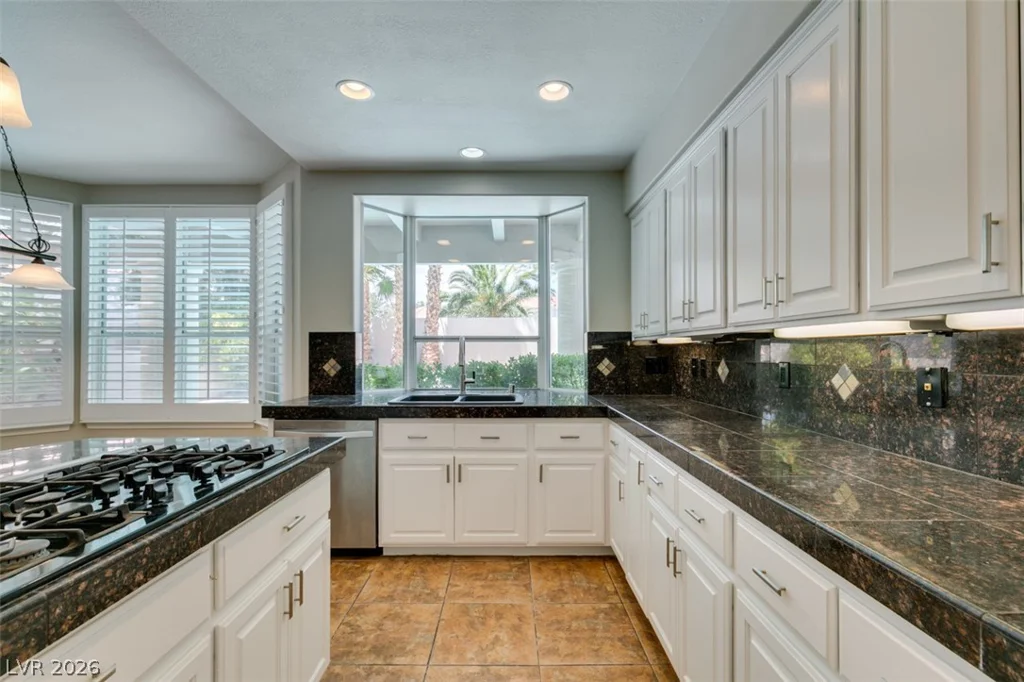 8324 Granite Lake, Las Vegas, NV 89128