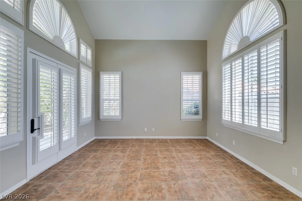 8324 Granite Lake, Las Vegas, NV 89128