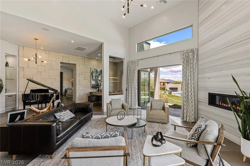 4050 Tomsik, Las Vegas, NV 89129