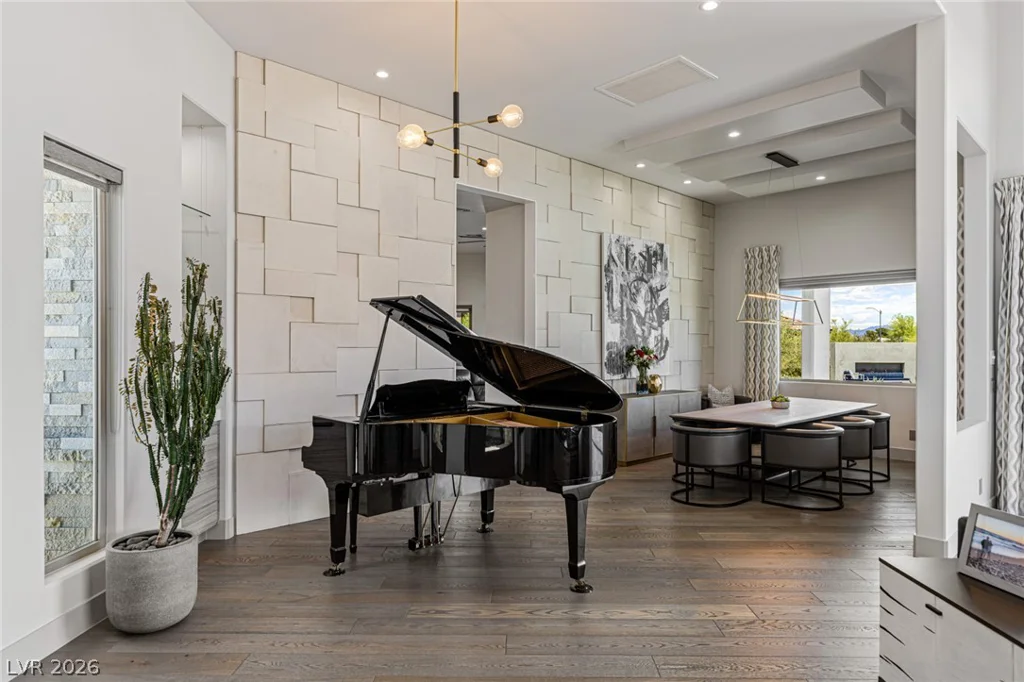 4050 Tomsik, Las Vegas, NV 89129