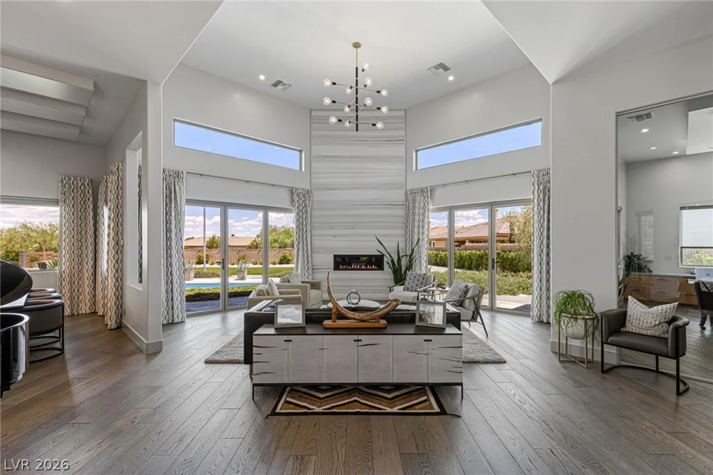 4050 Tomsik, Las Vegas, NV 89129