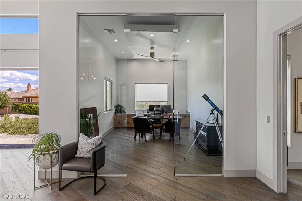 4050 Tomsik, Las Vegas, NV 89129