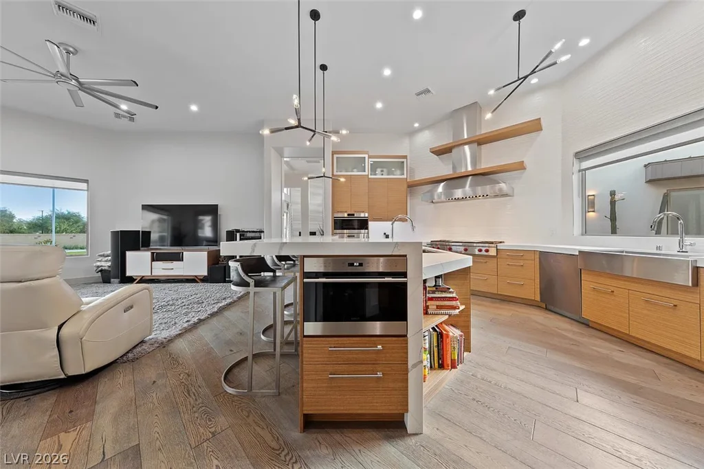 4050 Tomsik, Las Vegas, NV 89129
