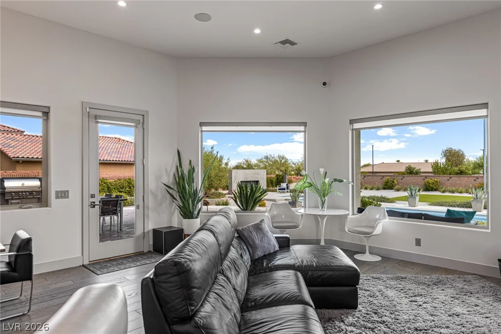 4050 Tomsik, Las Vegas, NV 89129