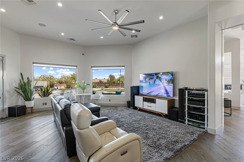 4050 Tomsik, Las Vegas, NV 89129