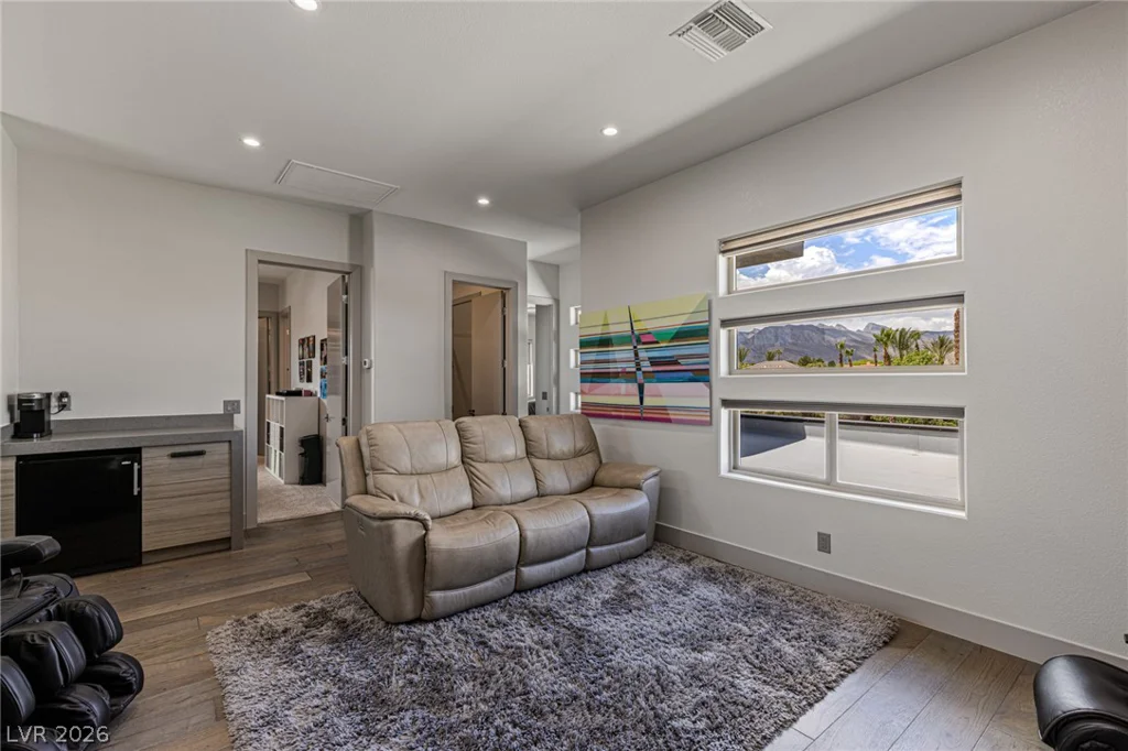 4050 Tomsik, Las Vegas, NV 89129