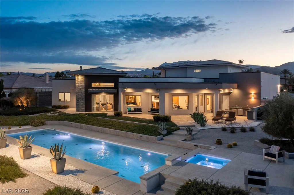 4050 Tomsik, Las Vegas, NV 89129
