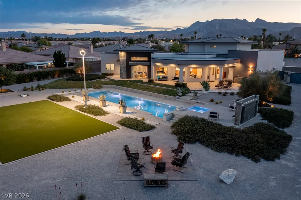 4050 Tomsik, Las Vegas, NV 89129