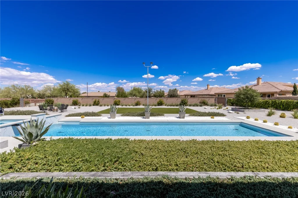 4050 Tomsik, Las Vegas, NV 89129