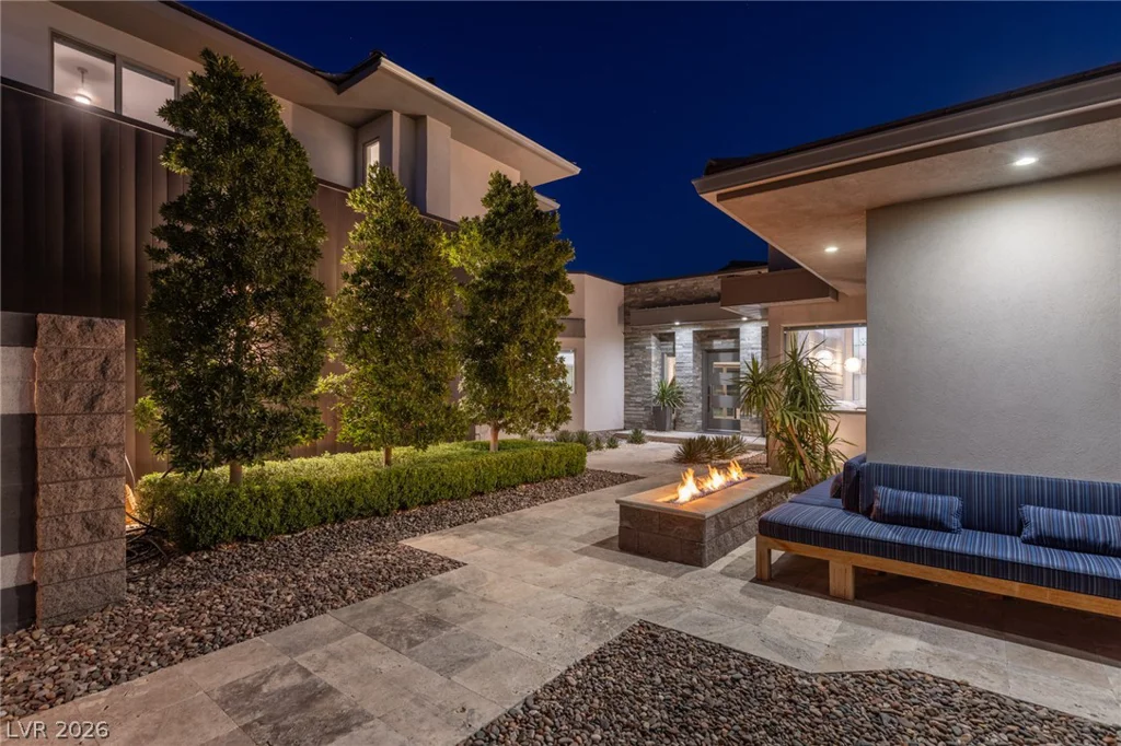 4050 Tomsik, Las Vegas, NV 89129