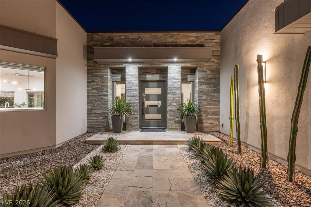 4050 Tomsik, Las Vegas, NV 89129