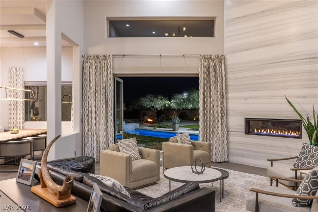 4050 Tomsik, Las Vegas, NV 89129