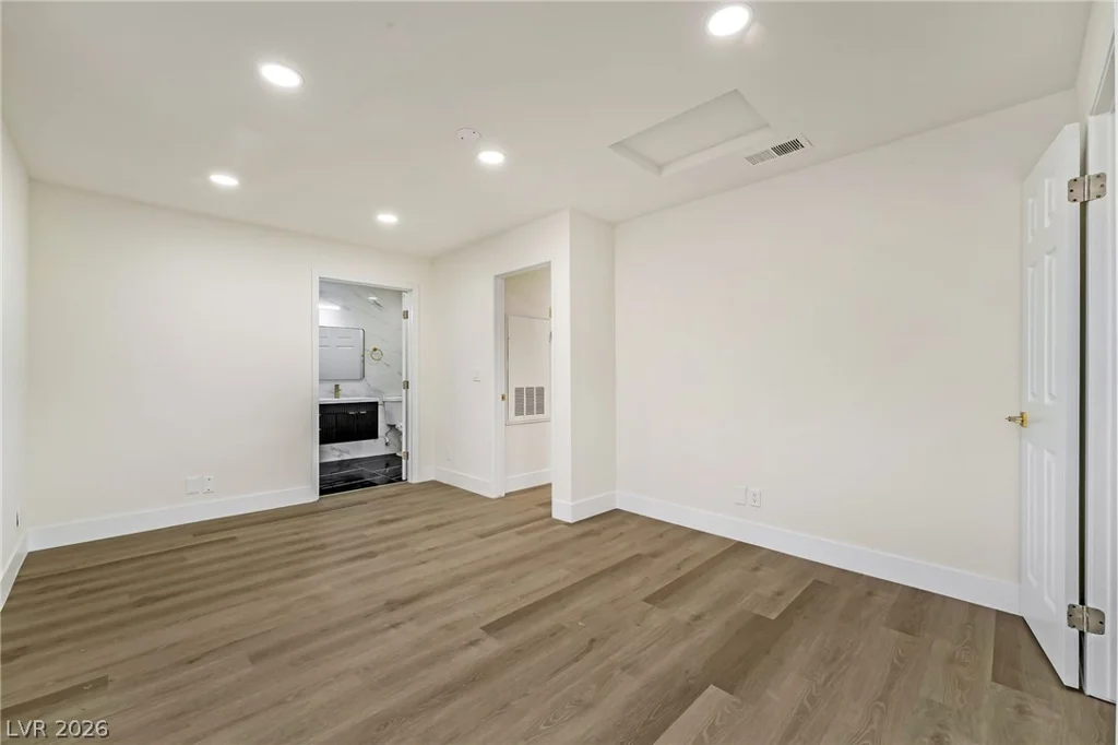 2200 Fort Apache, Las Vegas, NV 89117