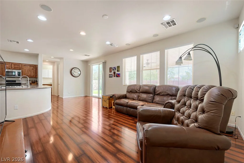 5736 Baronese, North Las Vegas, NV 89031