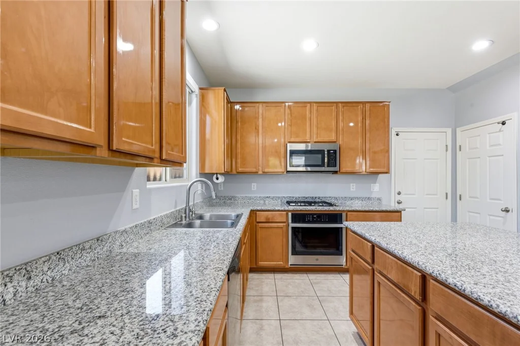 6251 Marine Blue, North Las Vegas, NV 89081