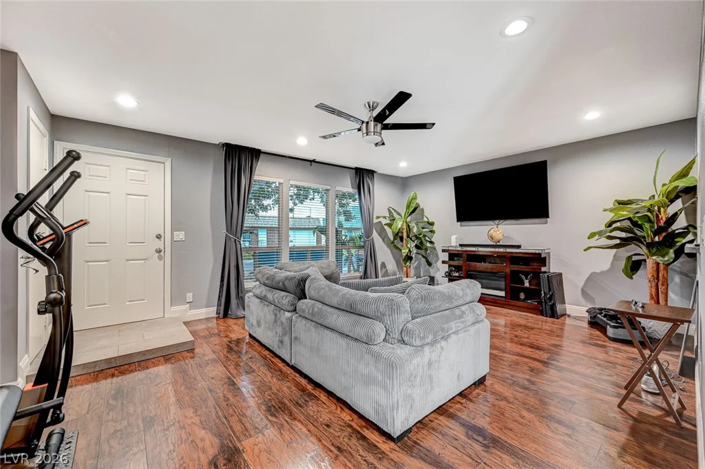 3537 Legendary, Las Vegas, NV 89121