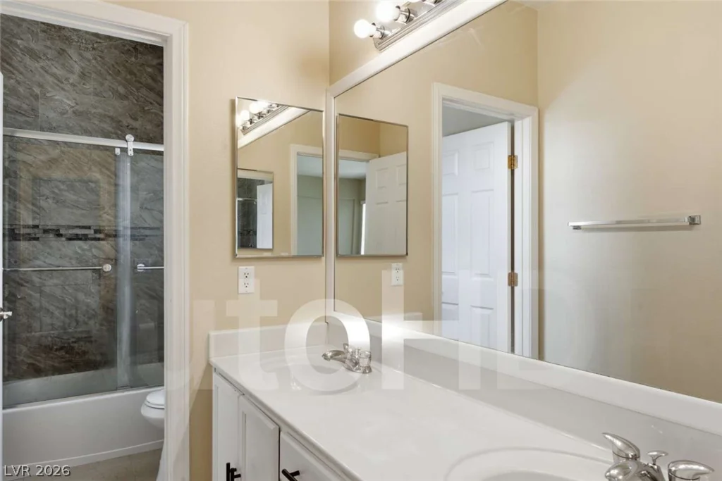 10464 Calico Pines, Las Vegas, NV 89135