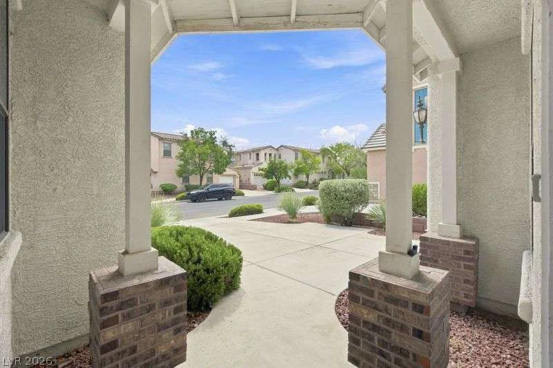 10464 Calico Pines, Las Vegas, NV 89135