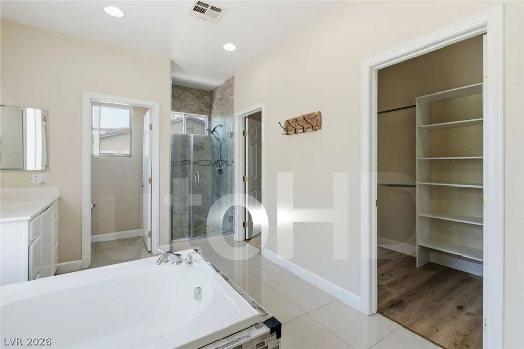 10464 Calico Pines, Las Vegas, NV 89135