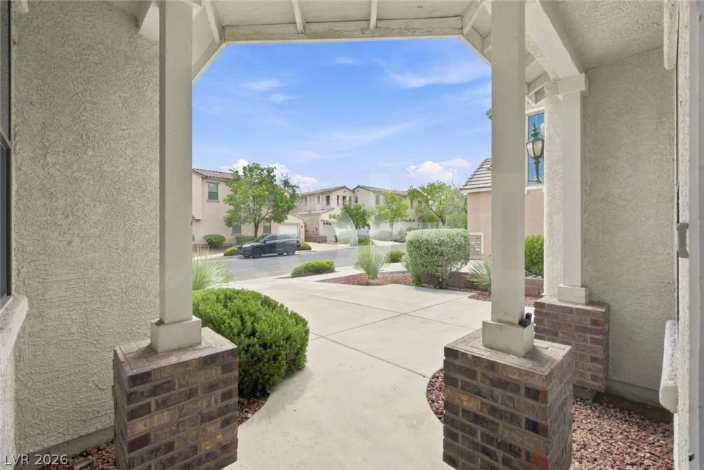 10464 Calico Pines, Las Vegas, NV 89135