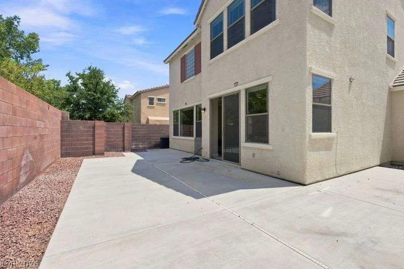 10464 Calico Pines, Las Vegas, NV 89135