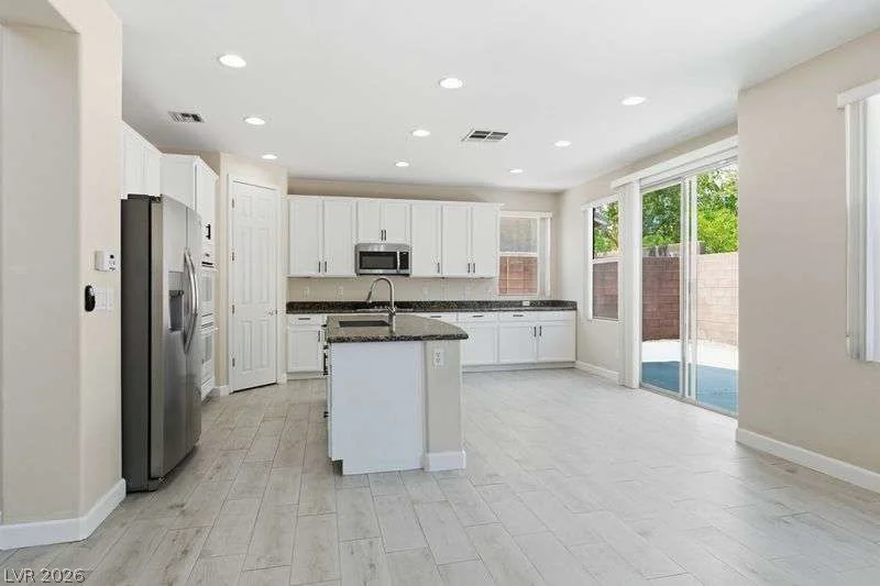 10464 Calico Pines, Las Vegas, NV 89135