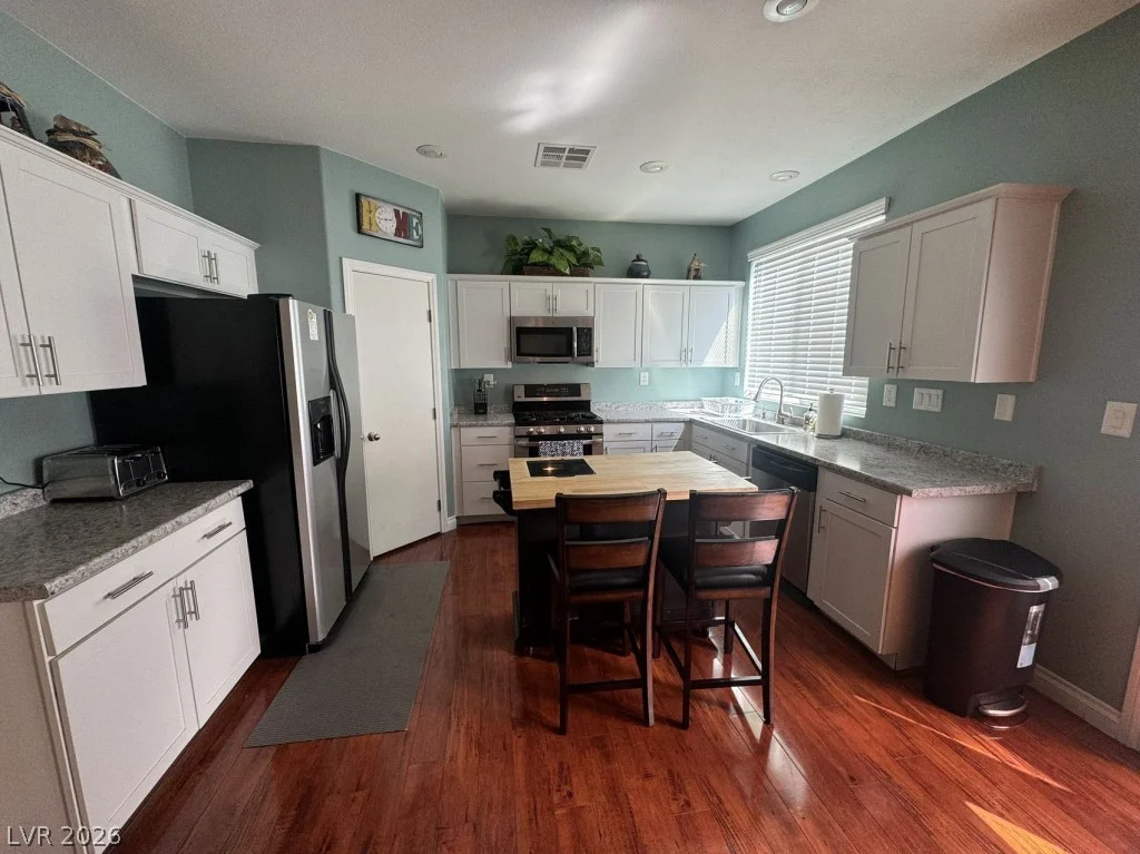 9695 Ridgebluff, Las Vegas, NV 89148