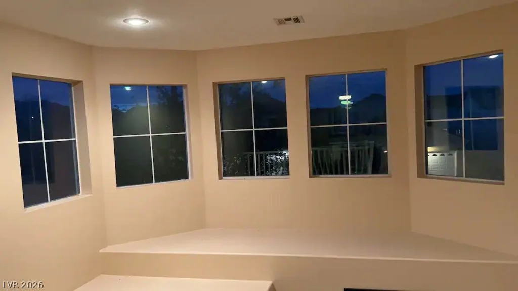 9695 Ridgebluff, Las Vegas, NV 89148