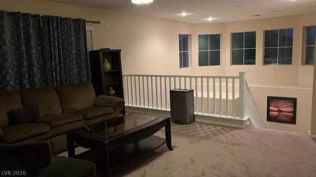 9695 Ridgebluff, Las Vegas, NV 89148