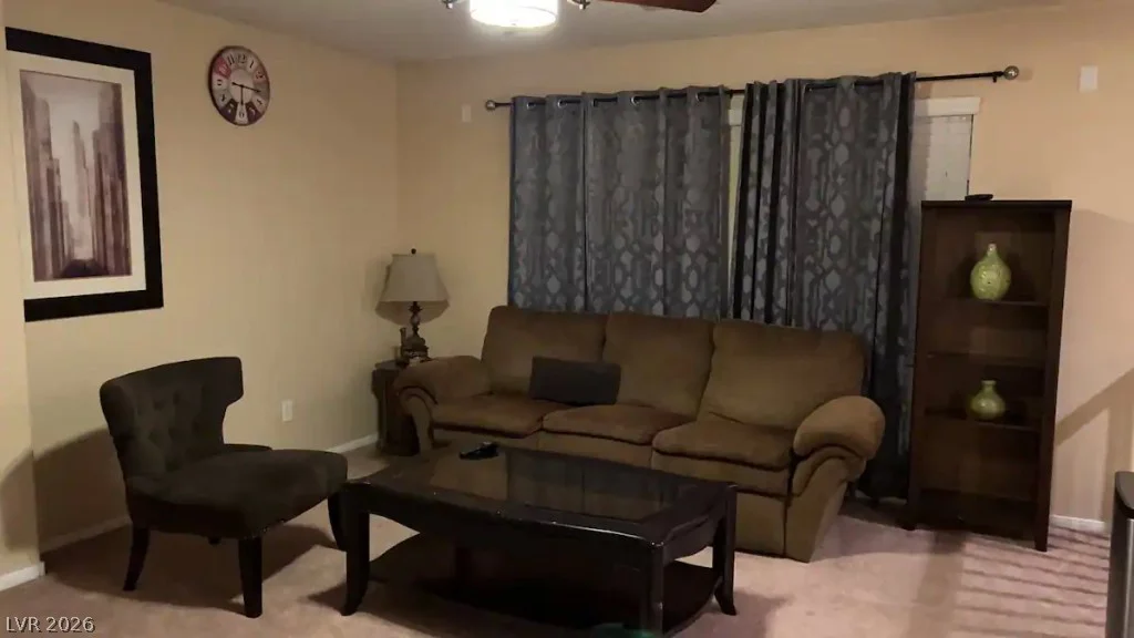 9695 Ridgebluff, Las Vegas, NV 89148
