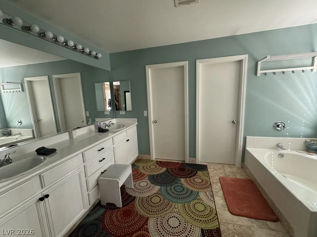 9695 Ridgebluff, Las Vegas, NV 89148