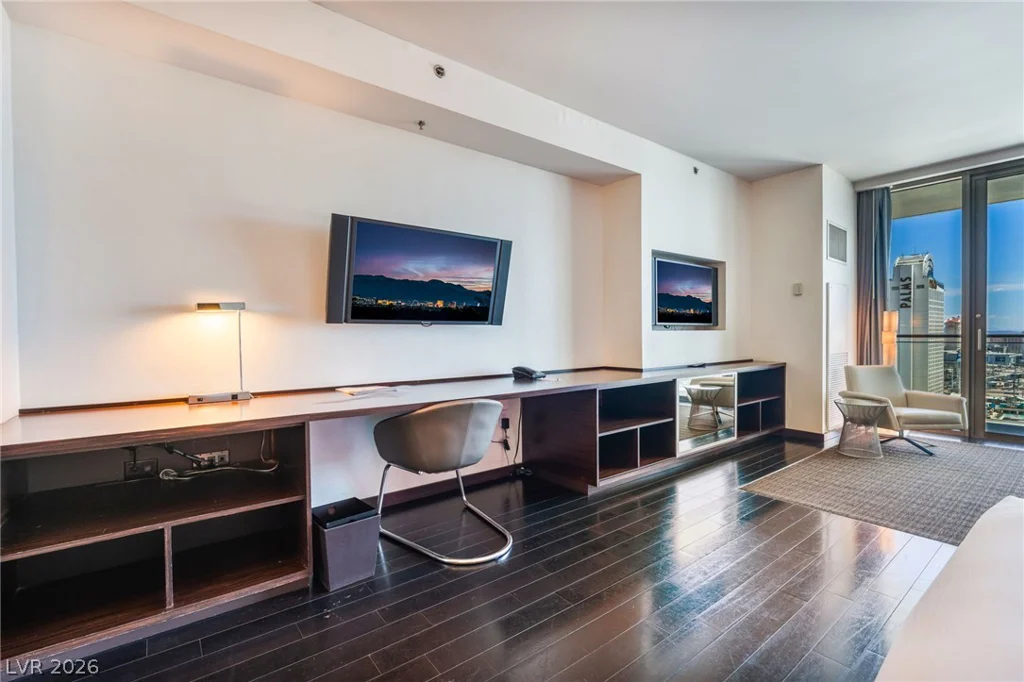 4381 Flamingo, Las Vegas, NV 89103