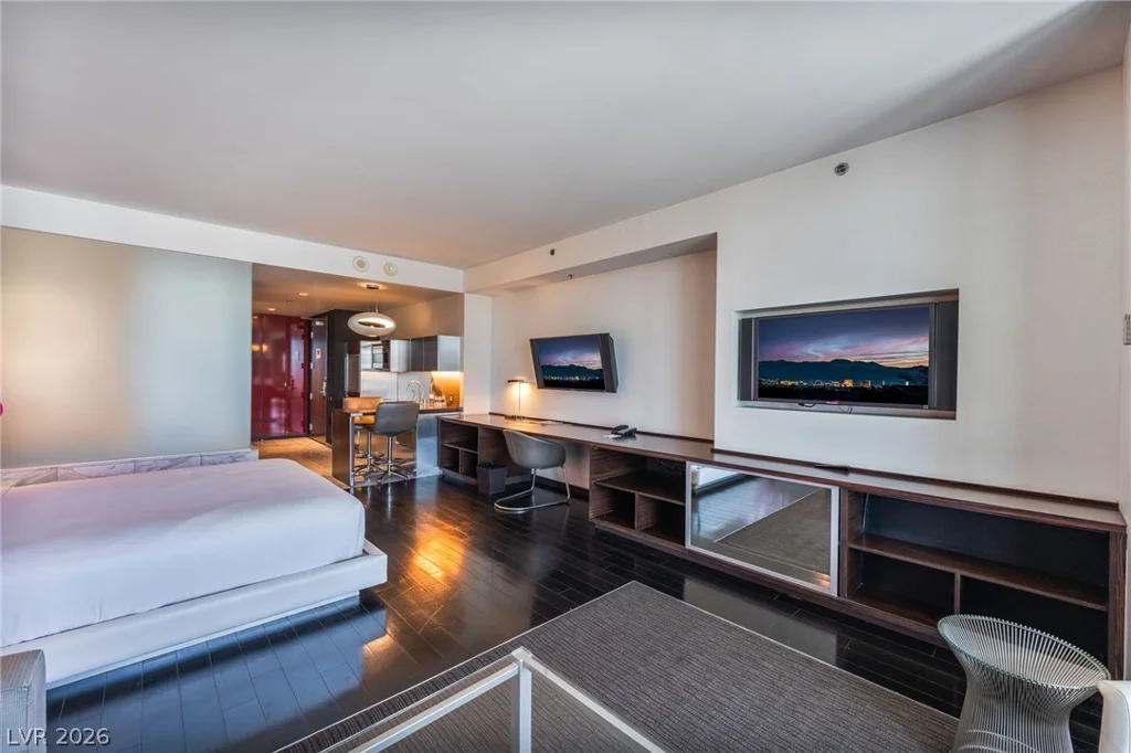 4381 Flamingo, Las Vegas, NV 89103