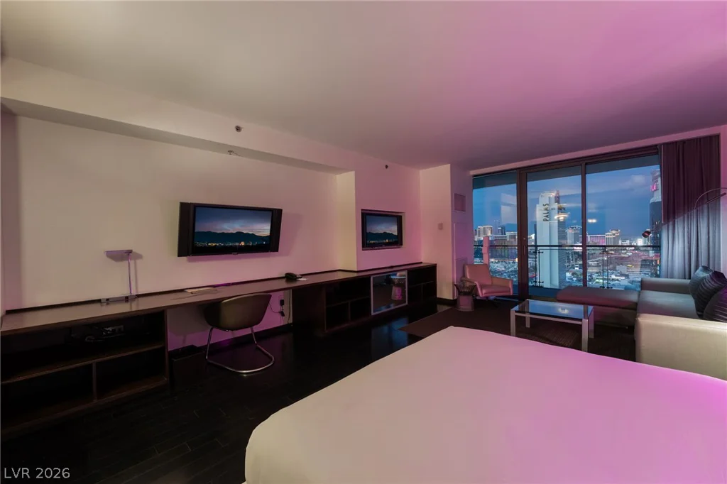 4381 Flamingo, Las Vegas, NV 89103