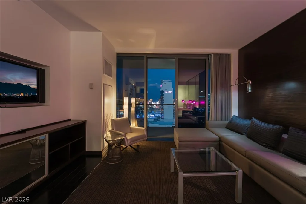 4381 Flamingo, Las Vegas, NV 89103