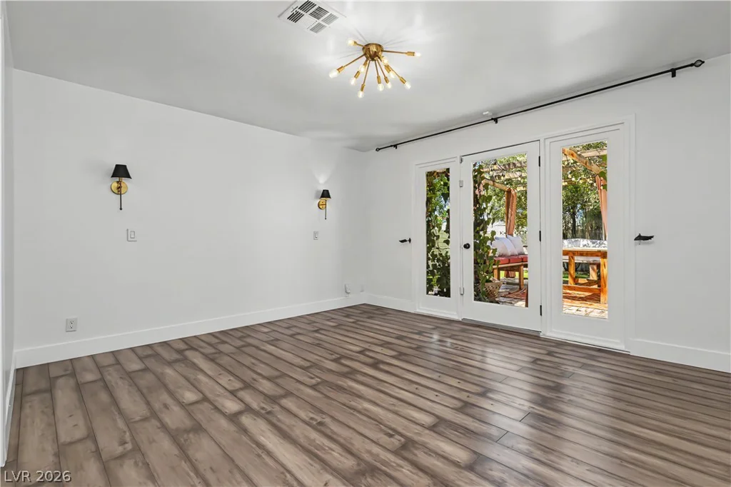 1888 Viking, Las Vegas, NV 89169