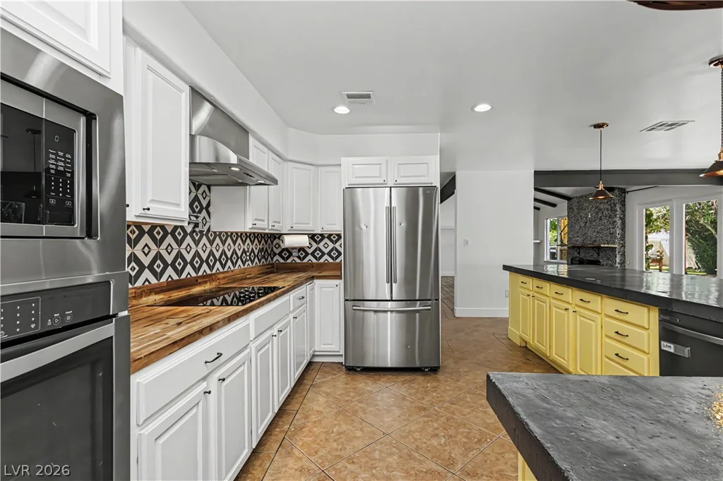 1888 Viking, Las Vegas, NV 89169