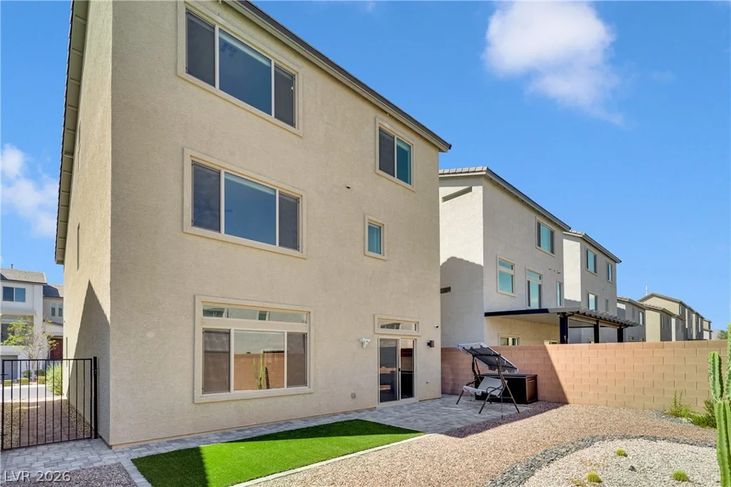 5840 Becklow Gardens, Las Vegas, NV 89141