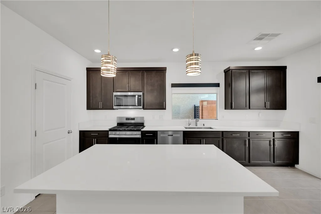 5840 Becklow Gardens, Las Vegas, NV 89141