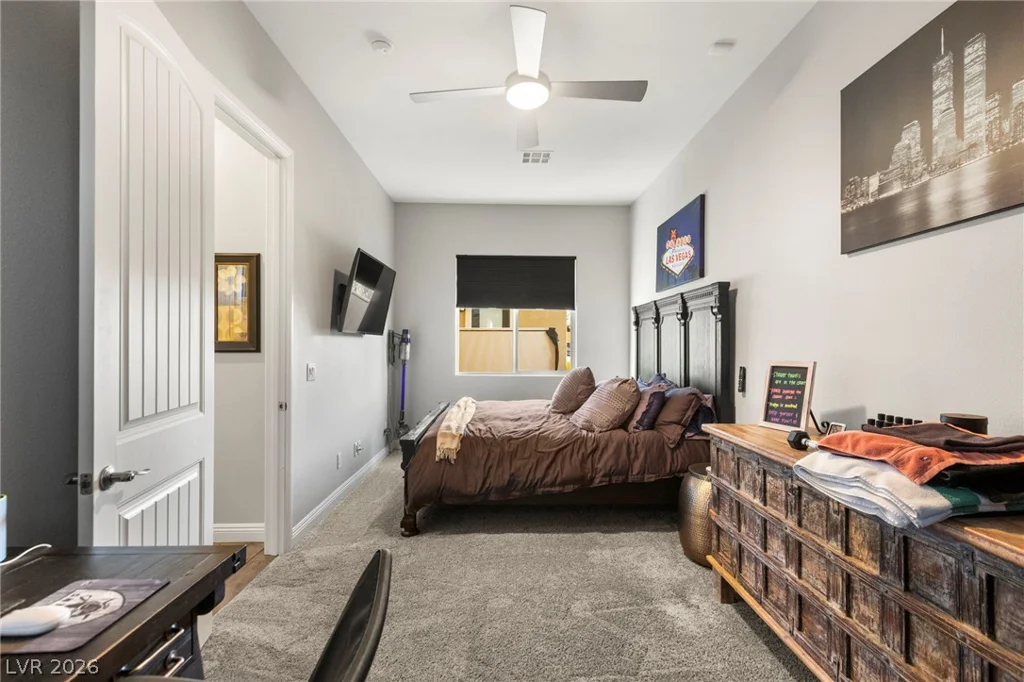 327 Castle Wynd, Las Vegas, NV 89183