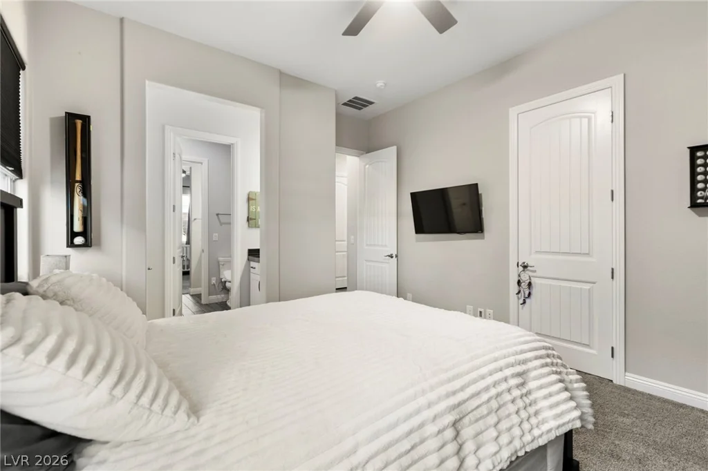327 Castle Wynd, Las Vegas, NV 89183