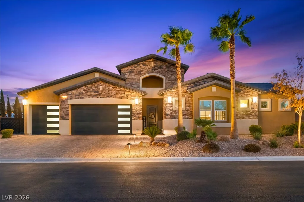 327 Castle Wynd, Las Vegas, NV 89183