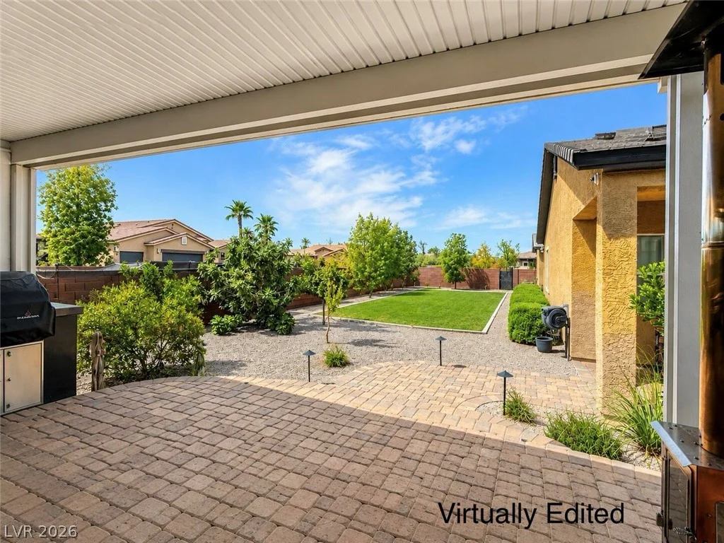 327 Castle Wynd, Las Vegas, NV 89183