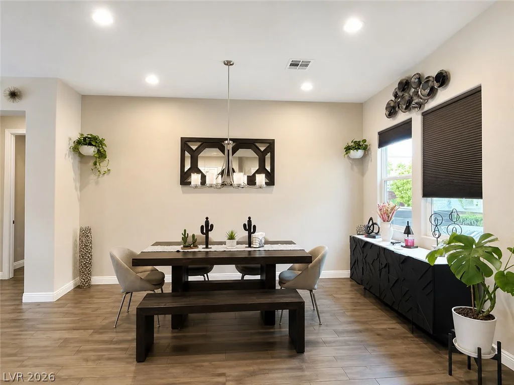 327 Castle Wynd, Las Vegas, NV 89183