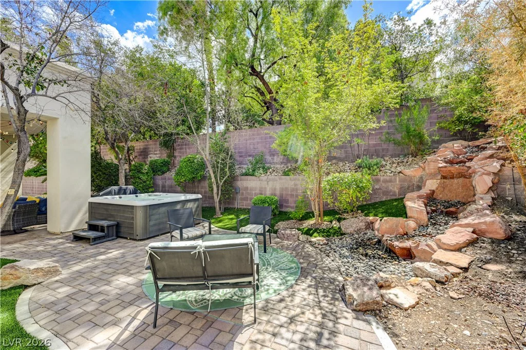 9817 Edgeview, Las Vegas, NV 89134