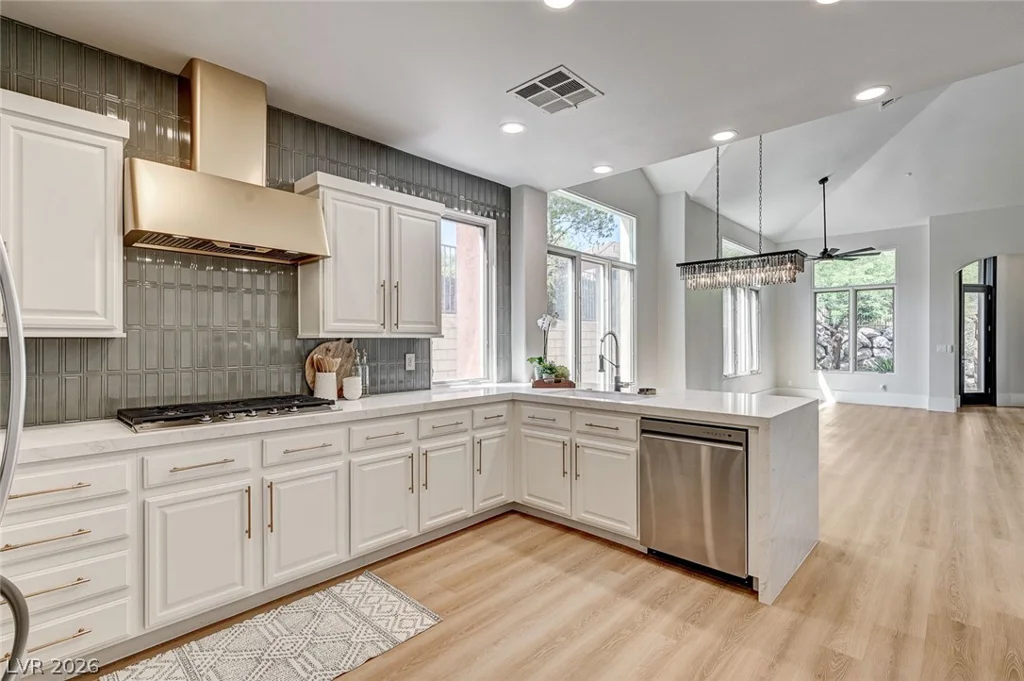 26 Strada Principale, Henderson, NV 89011