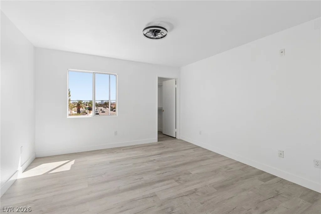 7885 Flamingo, Las Vegas, NV 89147