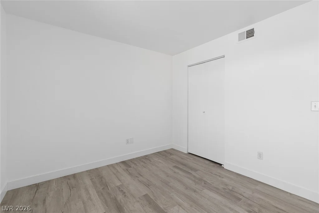 7885 Flamingo, Las Vegas, NV 89147